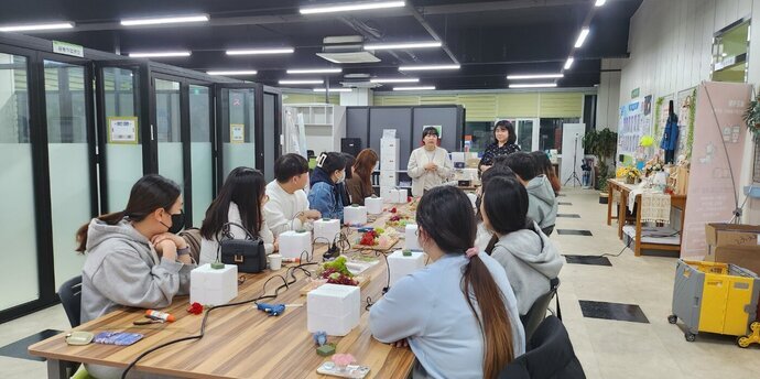 3월 잡클래스 <행복을 전하는 프리저브드 행잉볼 만들기>