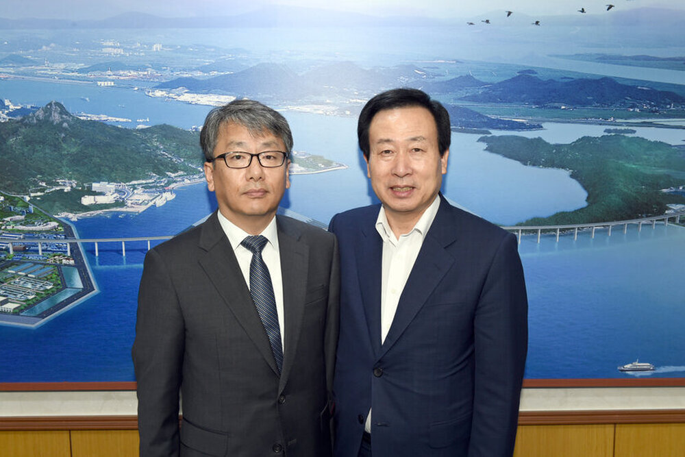 2030도시기본계획전문가자문단위촉장수여06(2016,6,28,시장실).jpg
