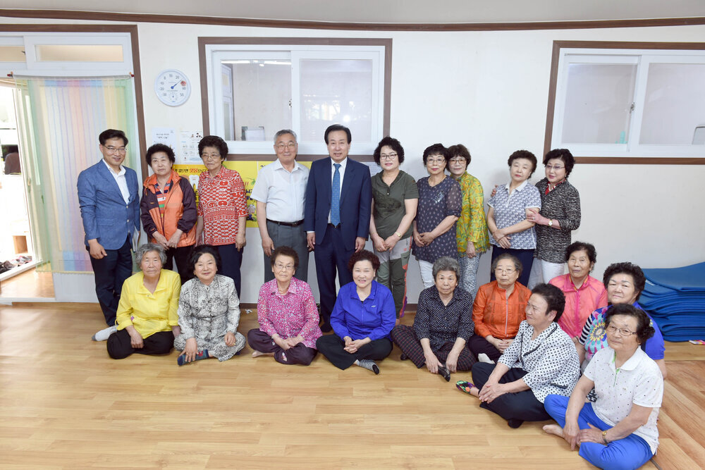찿아가는소통의날경로당방문(2017,5,22,현대산업개발아파트경로당).jpg