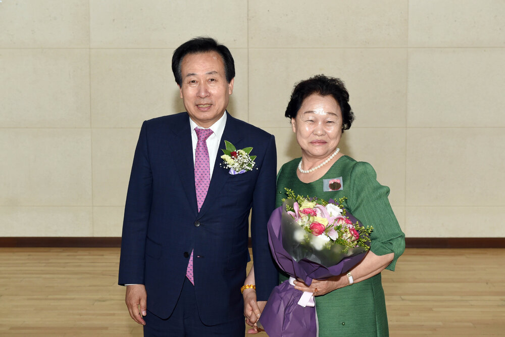 목포백년회효행상시상식17(2017,5,26,오거리문화센터).jpg