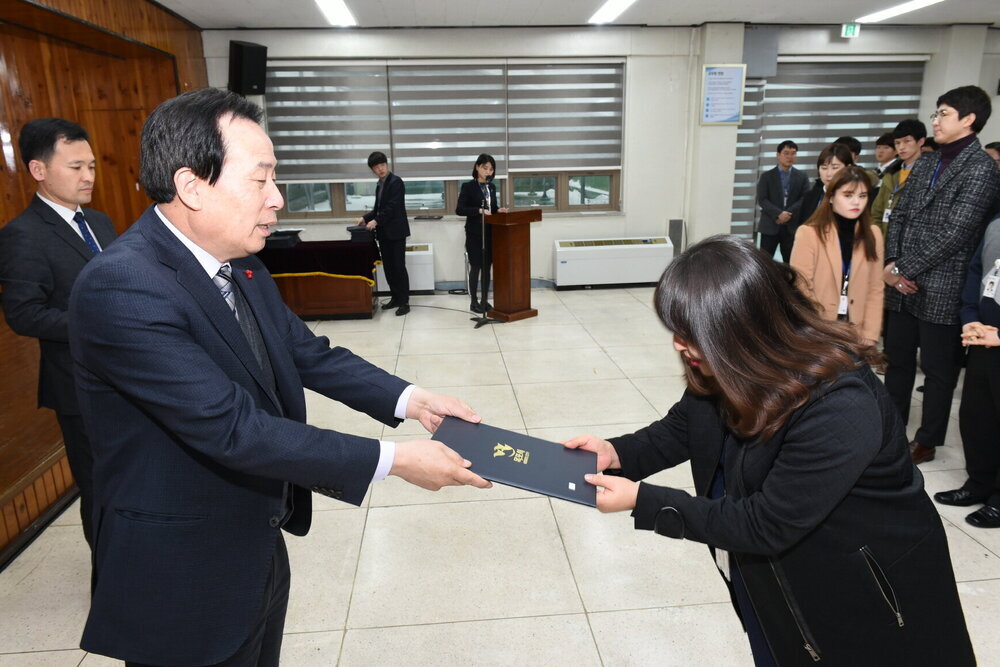 박홍률 목포시장 임용장 전달.