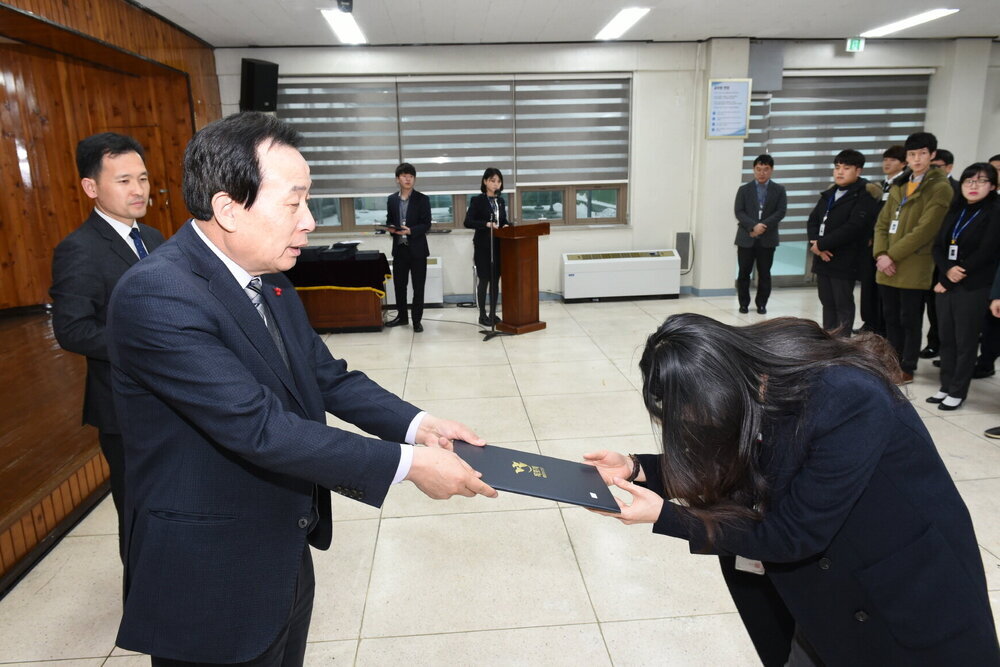 박홍률 목포시장 임용장 전달.