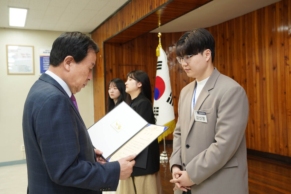(10.31.삽진산단한국메이드2공장) 세계최초 친환경 연료시스템 실증 선박 진수식
