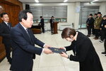 박홍률 목포시장 임용장 전달.
